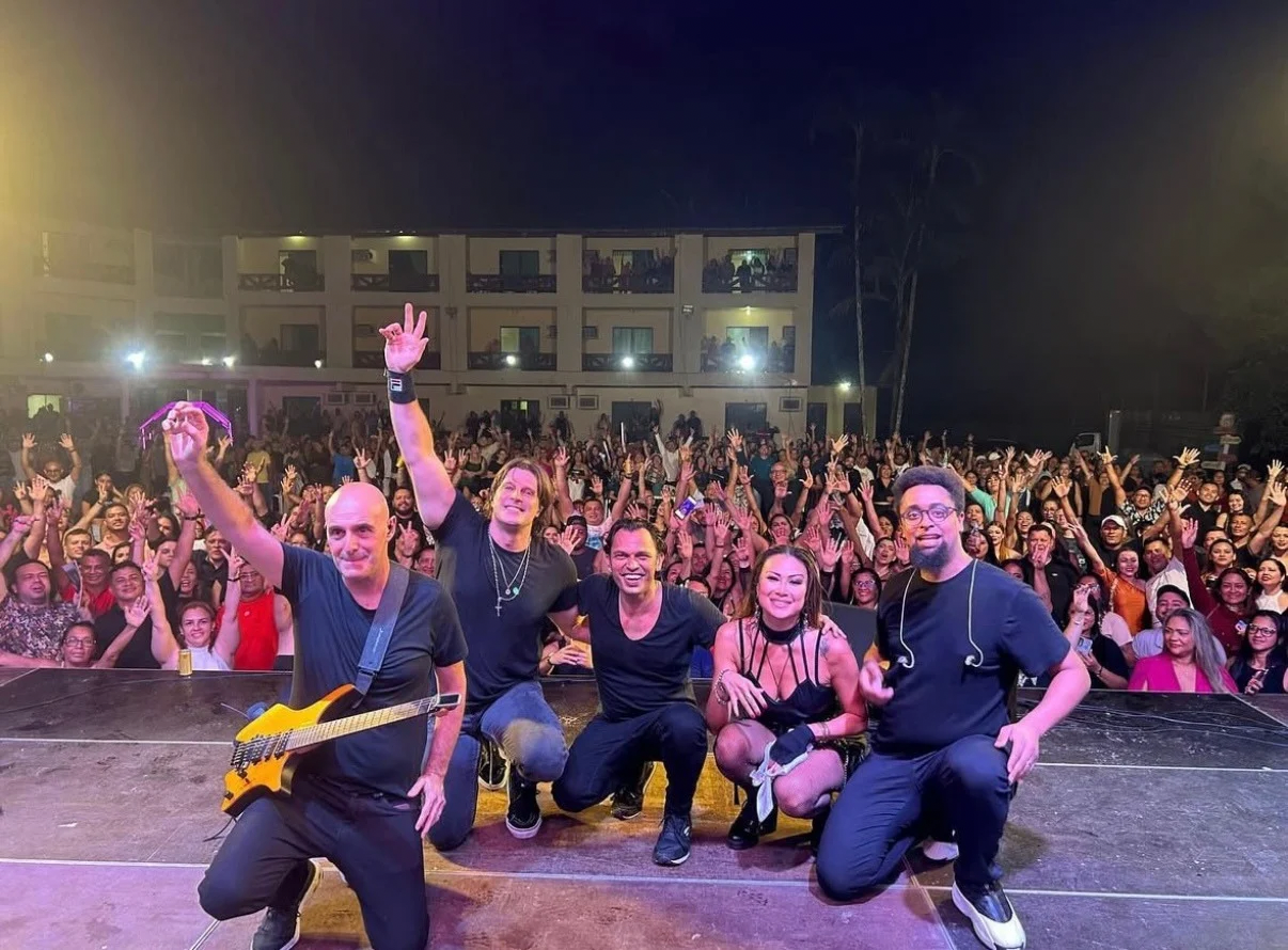 double you concert bookings